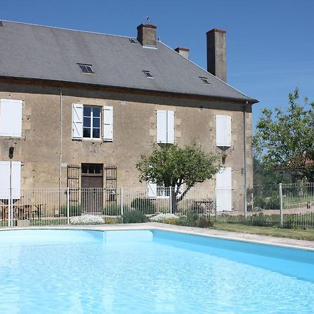 Chateau Latour Fours  Экстерьер фото